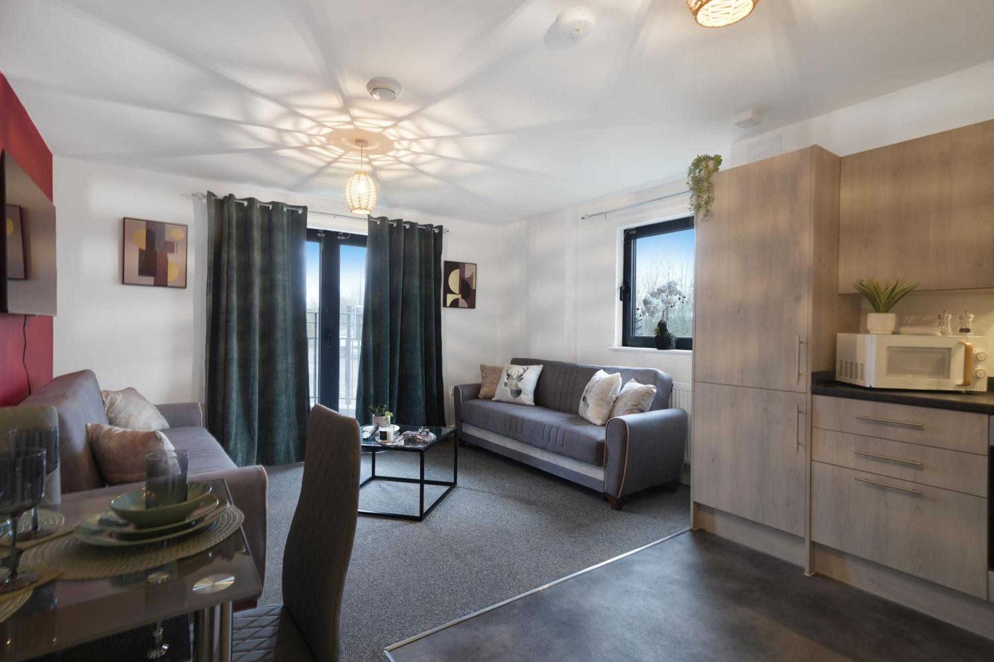 Livestay-New Private Apartment Building Minutes From Heathrow Slough Dış mekan fotoğraf