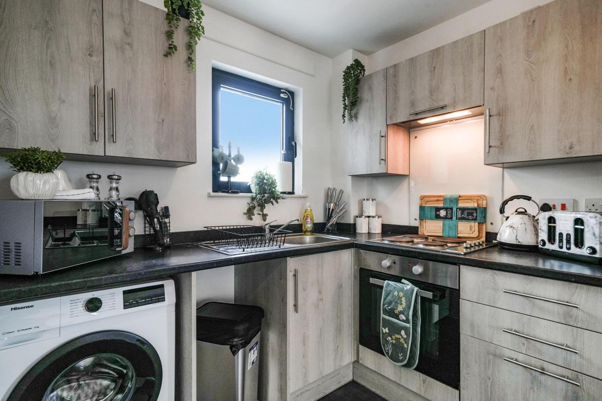 Livestay-New Private Apartment Building Minutes From Heathrow Slough Dış mekan fotoğraf